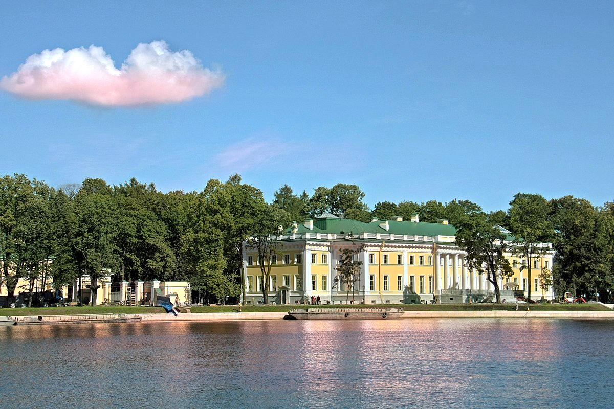 Каменноостровский дворец в Санкт-Петербурге