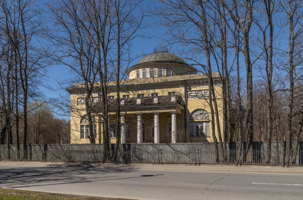 Фото дачи принца Ольденбургского